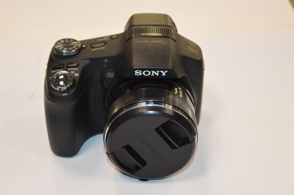 Фотоаппарат цифровой Sony DSC-HX100V Ресейл