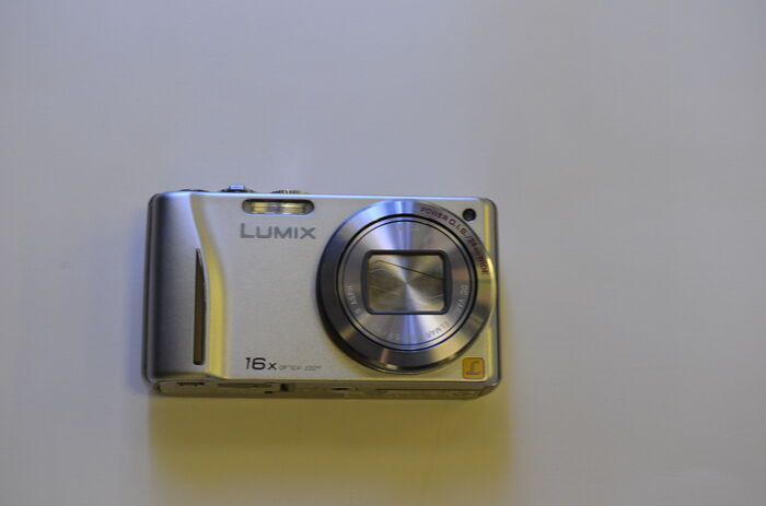 Фотоаппарат Panasonic Lumix DMC-TZ18 серебро Ресейл