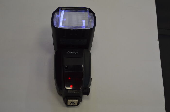 Вспышка Canon Speedlite 600EX-RT Ресейл