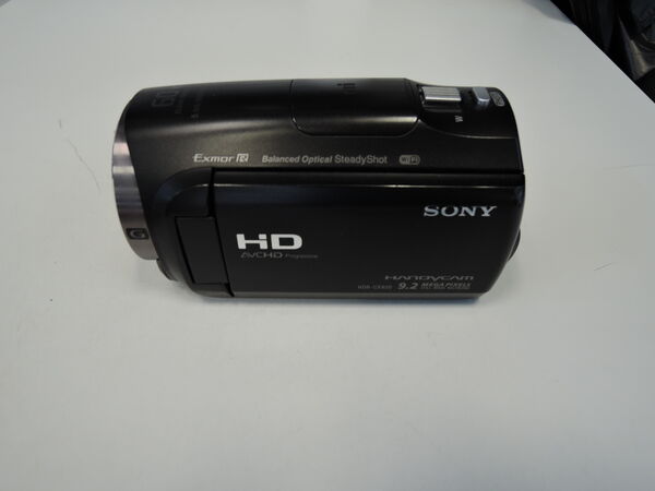 Видеокамера SONY HDR-CX620,черный Ресейл Видеокамера SONY HDR-CX620,черный Ресейл