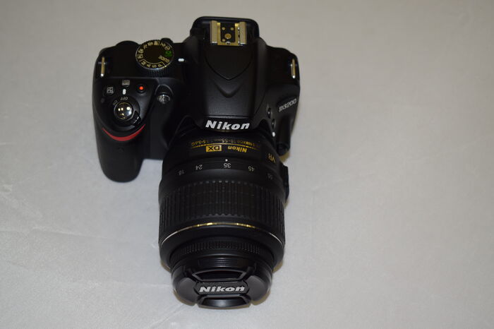 Фотоаппарат Nikon D3200 Kit AF-S DX Nikkor 18-55mm f/3.5-5.6G VR II Ресейл