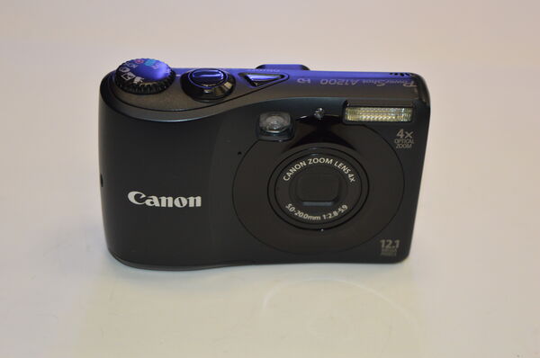 Фотоаппарат Canon A1200 Ресейл