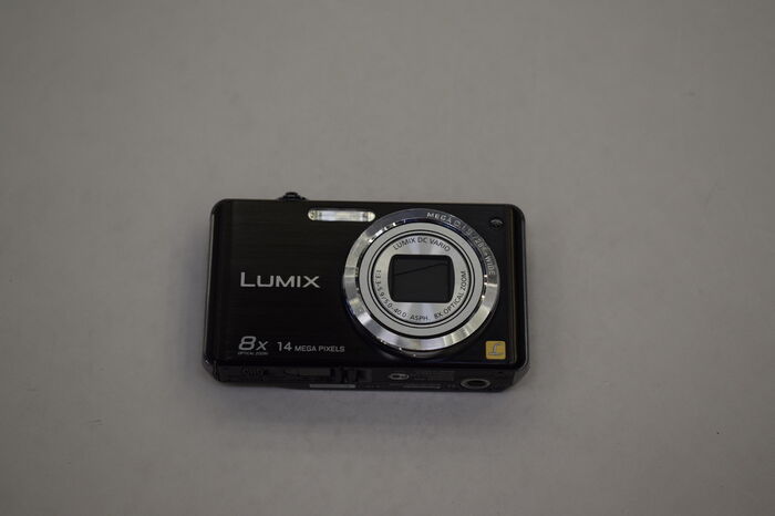 Фотоаппарат Panasonic Lumix DMC-FS30 Уценка