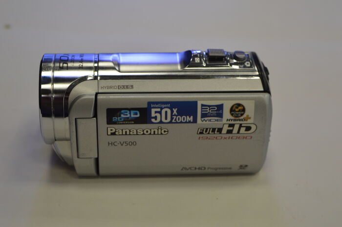 Видеокамера Panasonic HC-V500, Ресейл