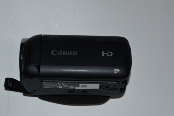 Видеокамера Canon LEGRIA HF R506,Ресейл