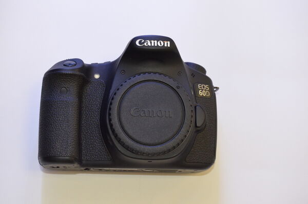 Фотоаппарат Canon 60D Body Ресейл