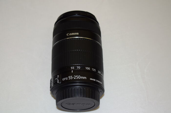 Объектив Canon EF-S 55-250mm f/4-5.6 IS Ресейл