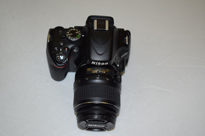 Фотоаппарат Nikon D5100 Kit AF-S 18-55mm VR Ресейл