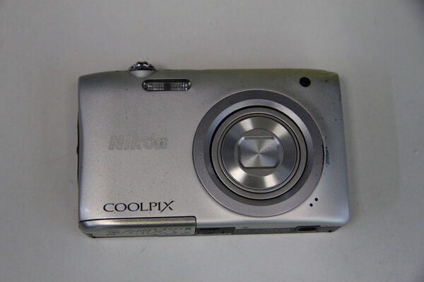 Фотоаппарат Nikon Coolpix S2600 Ресейл