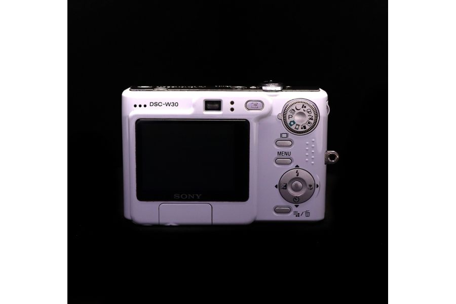 Фотоаппат Sony Cyber-Shot DSC-W30